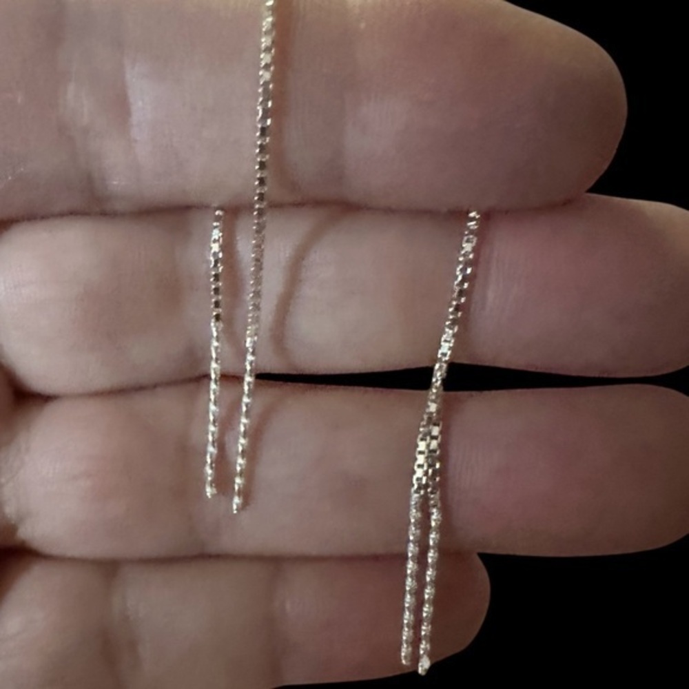 Sterling Silver 925 twisted Earrings threader .